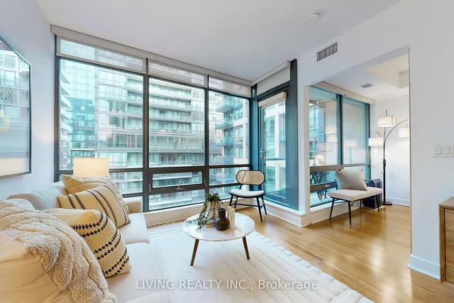 Additional property image - 438 King St Unit 703