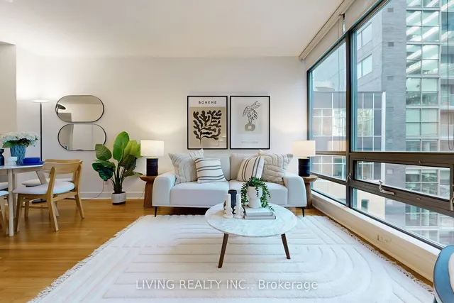 Additional property image - 438 King St Unit 703