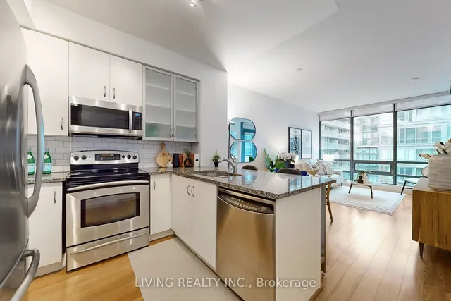 Additional property image - 438 King St Unit 703