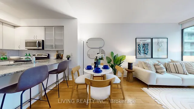 Additional property image - 438 King St Unit 703