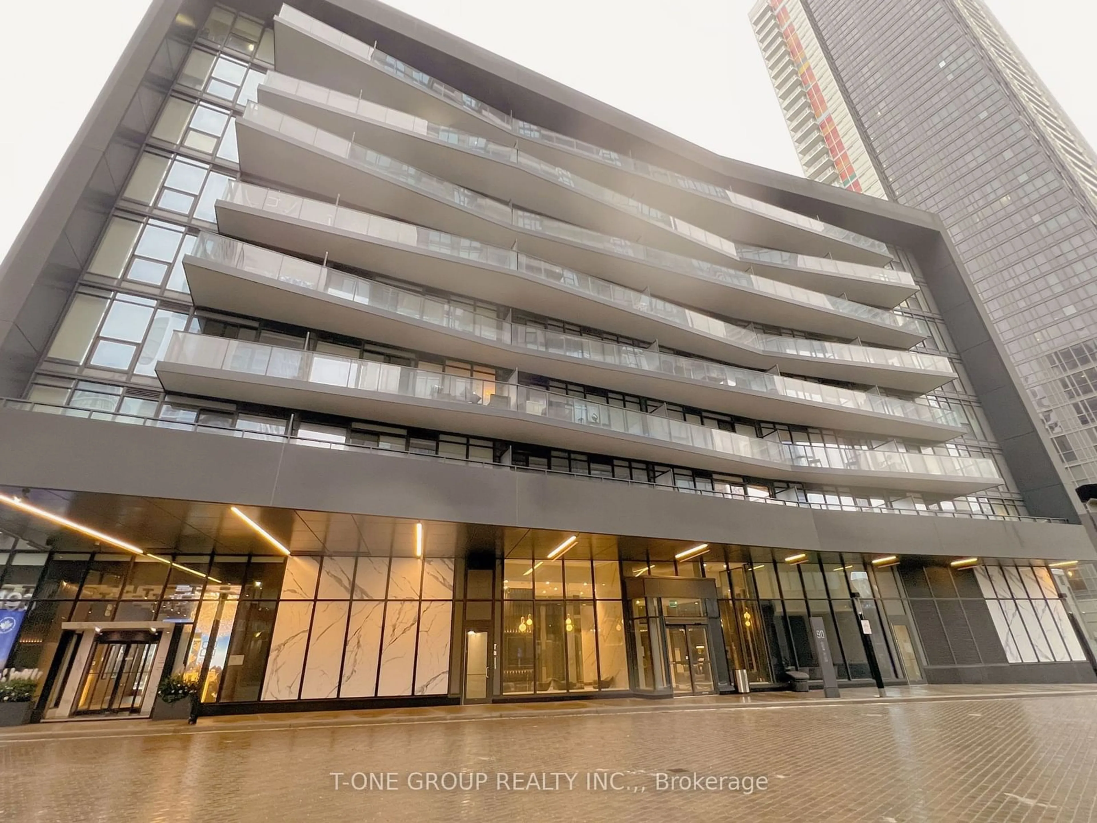 Indoor foyer for 90 Queens Wharf Rd #709, Toronto Ontario M5V 0J4