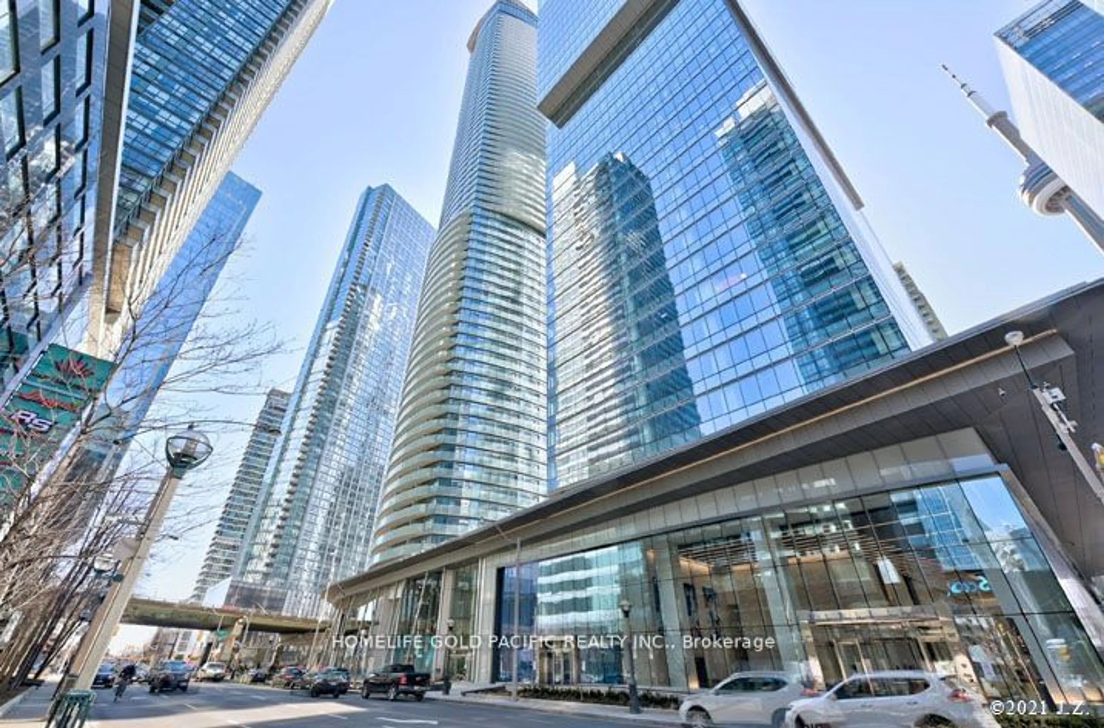 Indoor foyer for 12 York St #5710, Toronto Ontario M5J 0A9