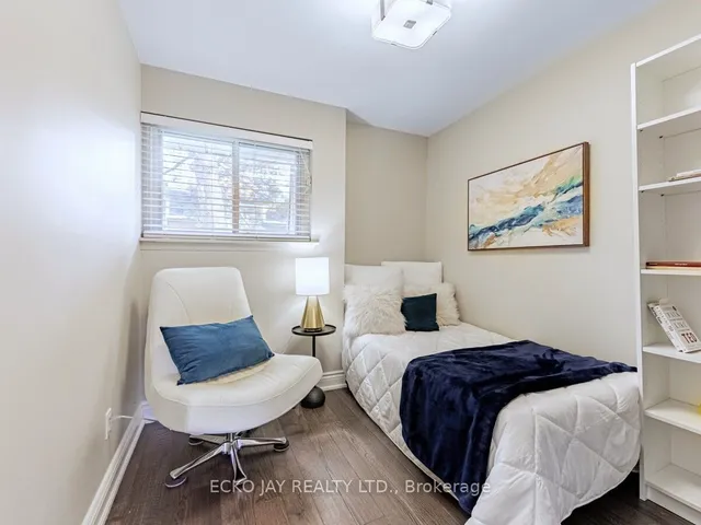 Additional property image - 90 George Henry Blvd Unit 17