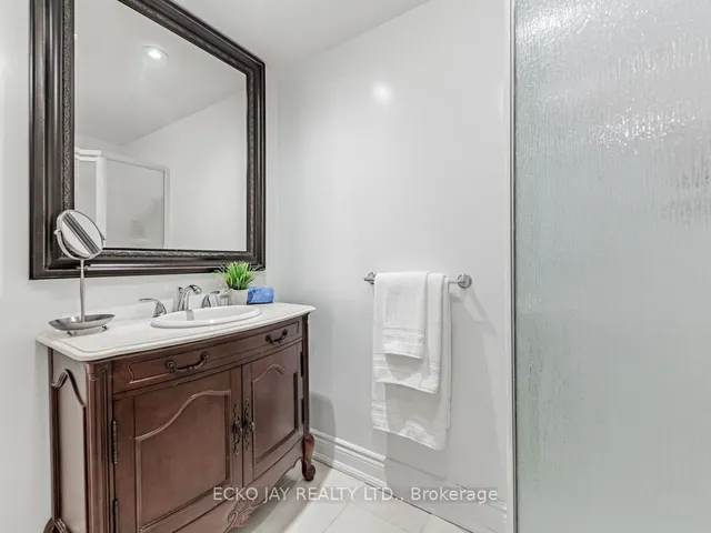 Additional property image - 90 George Henry Blvd Unit 17