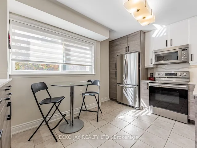 Additional property image - 90 George Henry Blvd Unit 17
