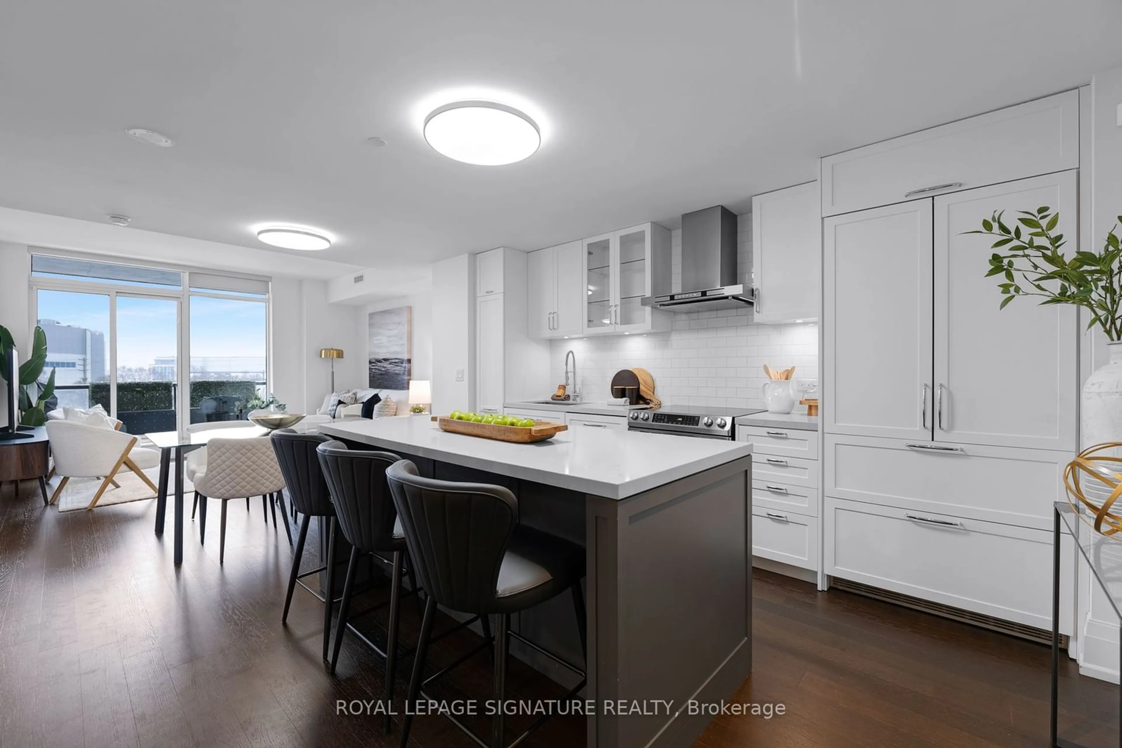 Open concept kitchen, unknown for 25 Malcolm Rd #402, Toronto Ontario M4G 1X7