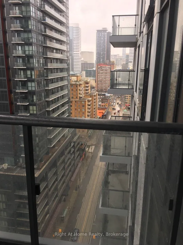Additional image 4 of 251 Jarvis St Unit 1818