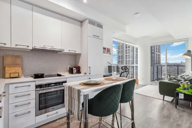Additional property image - 87 Peter St Unit 3306