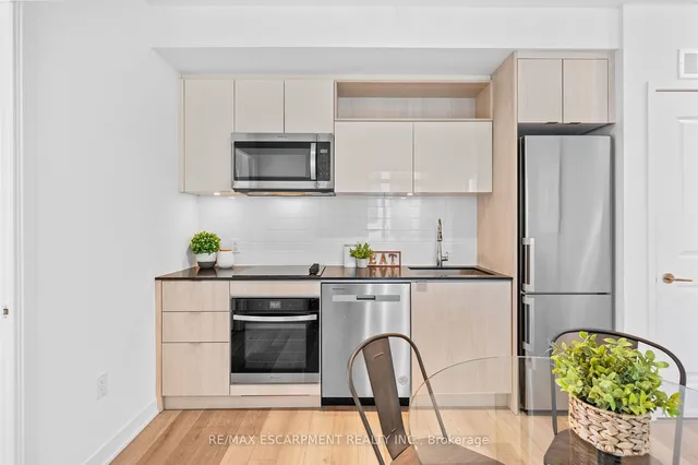 Additional property image - 100 Dalhousie St Unit 3001