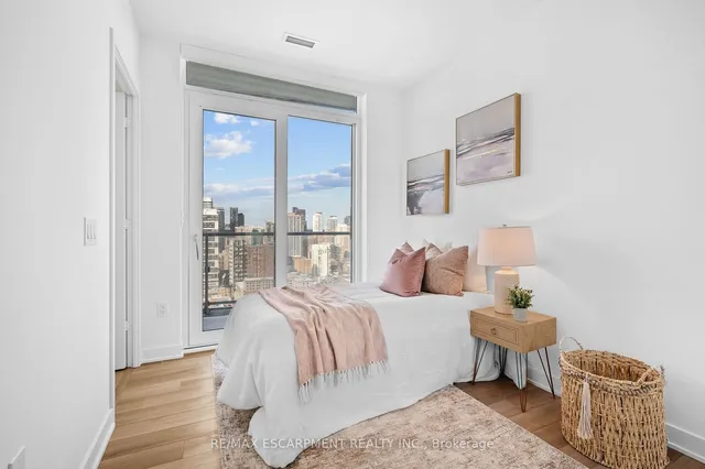 Additional property image - 100 Dalhousie St Unit 3001