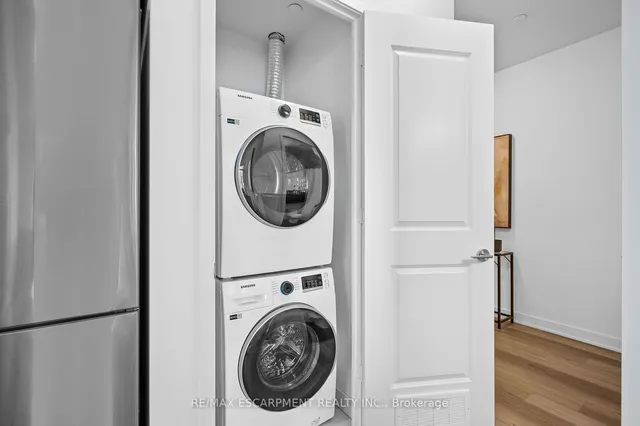 Additional property image - 100 Dalhousie St Unit 3001