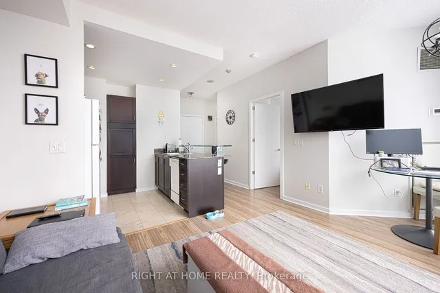 Additional image 10 of 208 Queens Quay Unit 2113