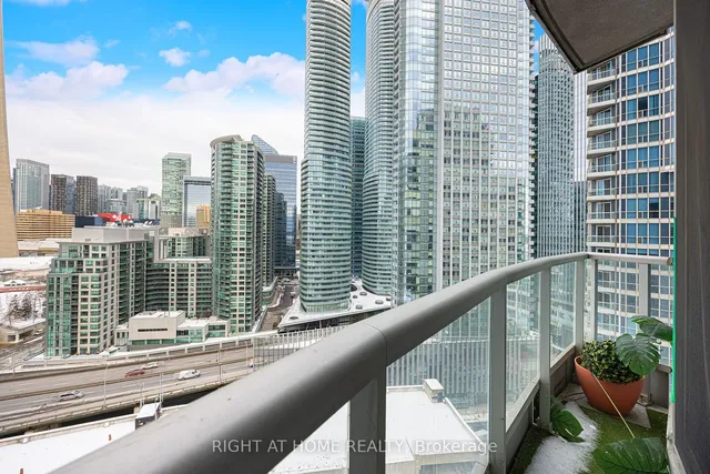 Additional image 19 of 208 Queens Quay Unit 2113