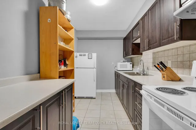 Additional property image - 1 Massey Sq Unit 2419