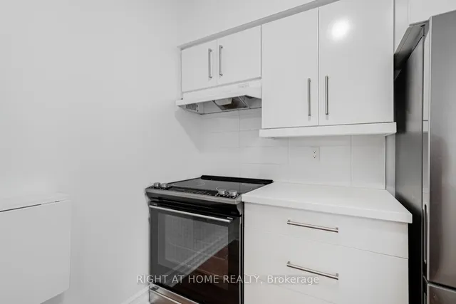 Additional image 10 of 25 Grenville St Unit 405