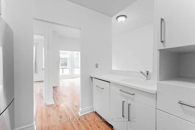 Additional image 9 of 25 Grenville St Unit 405