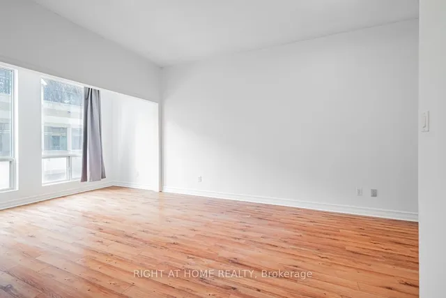 Additional image 19 of 25 Grenville St Unit 405