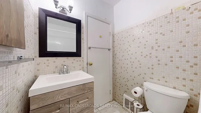 Additional property image - 260 Connaught Ave