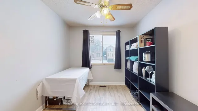 Additional property image - 260 Connaught Ave