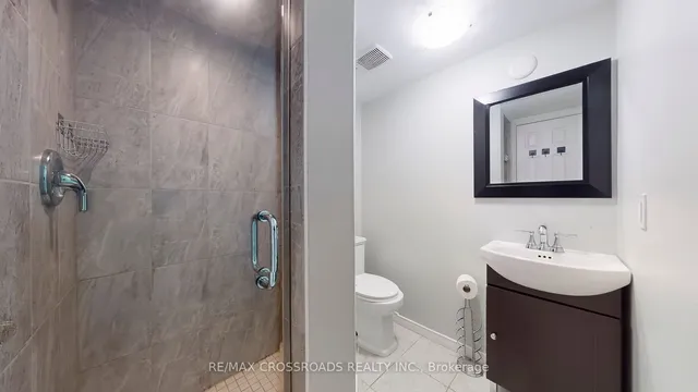 Additional property image - 260 Connaught Ave
