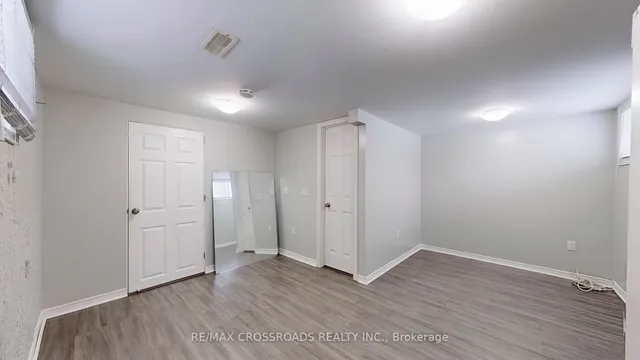 Additional property image - 260 Connaught Ave