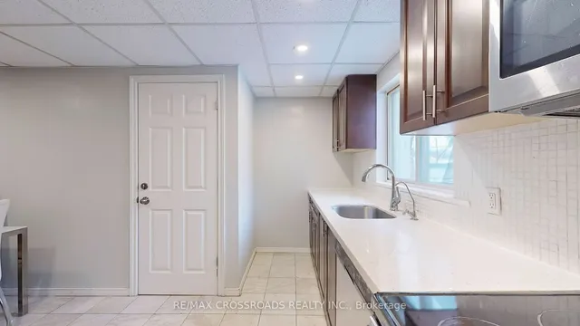 Additional property image - 260 Connaught Ave
