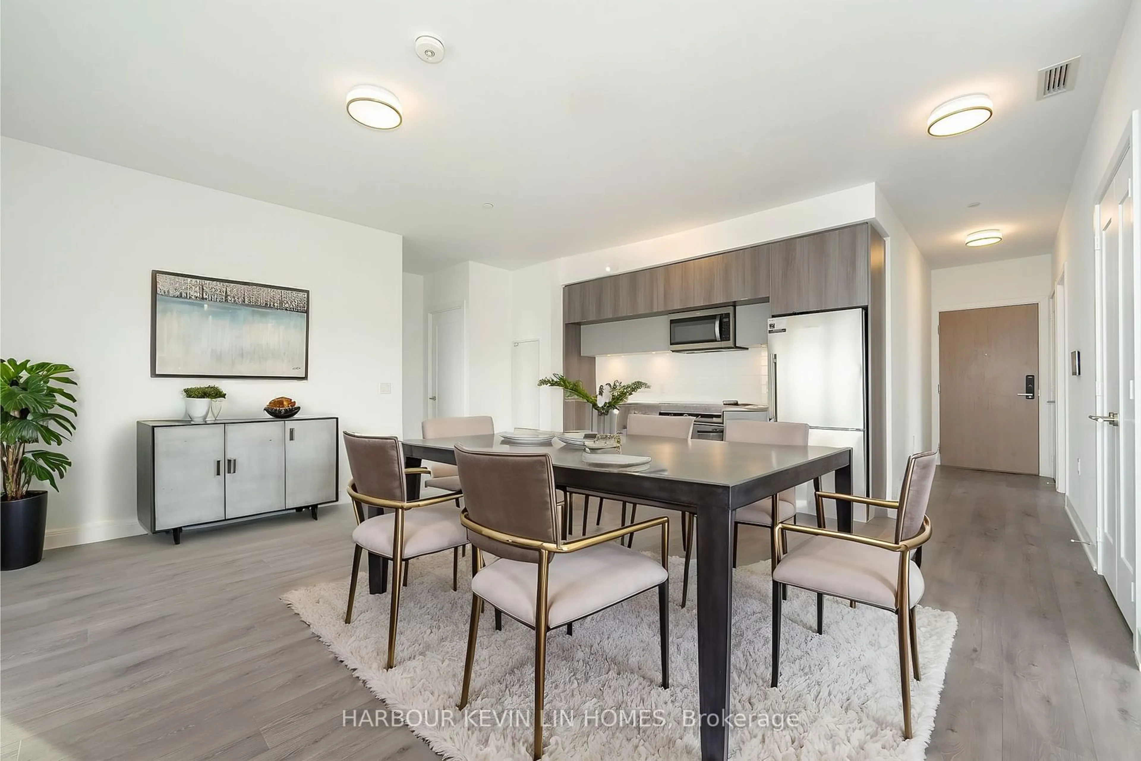 Open concept kitchen, unknown for 575 Bloor St #2703, Toronto Ontario M4W 0B2