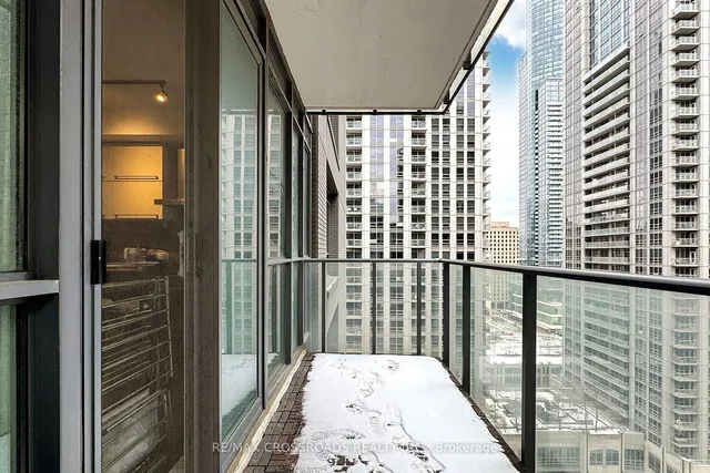 Additional property image - 770 Bay St Unit 1507