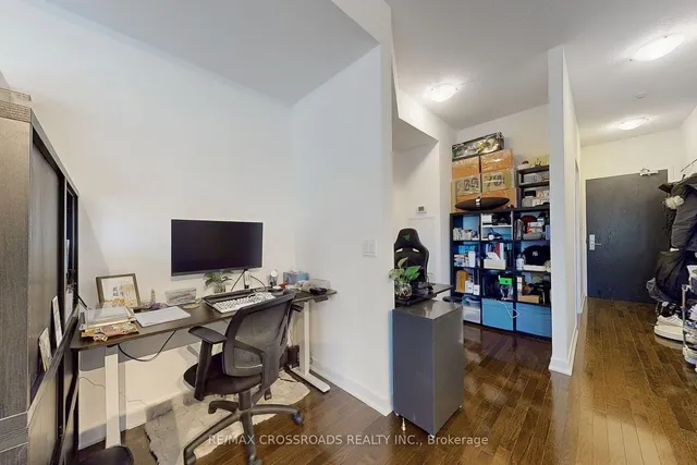 Additional property image - 770 Bay St Unit 1507