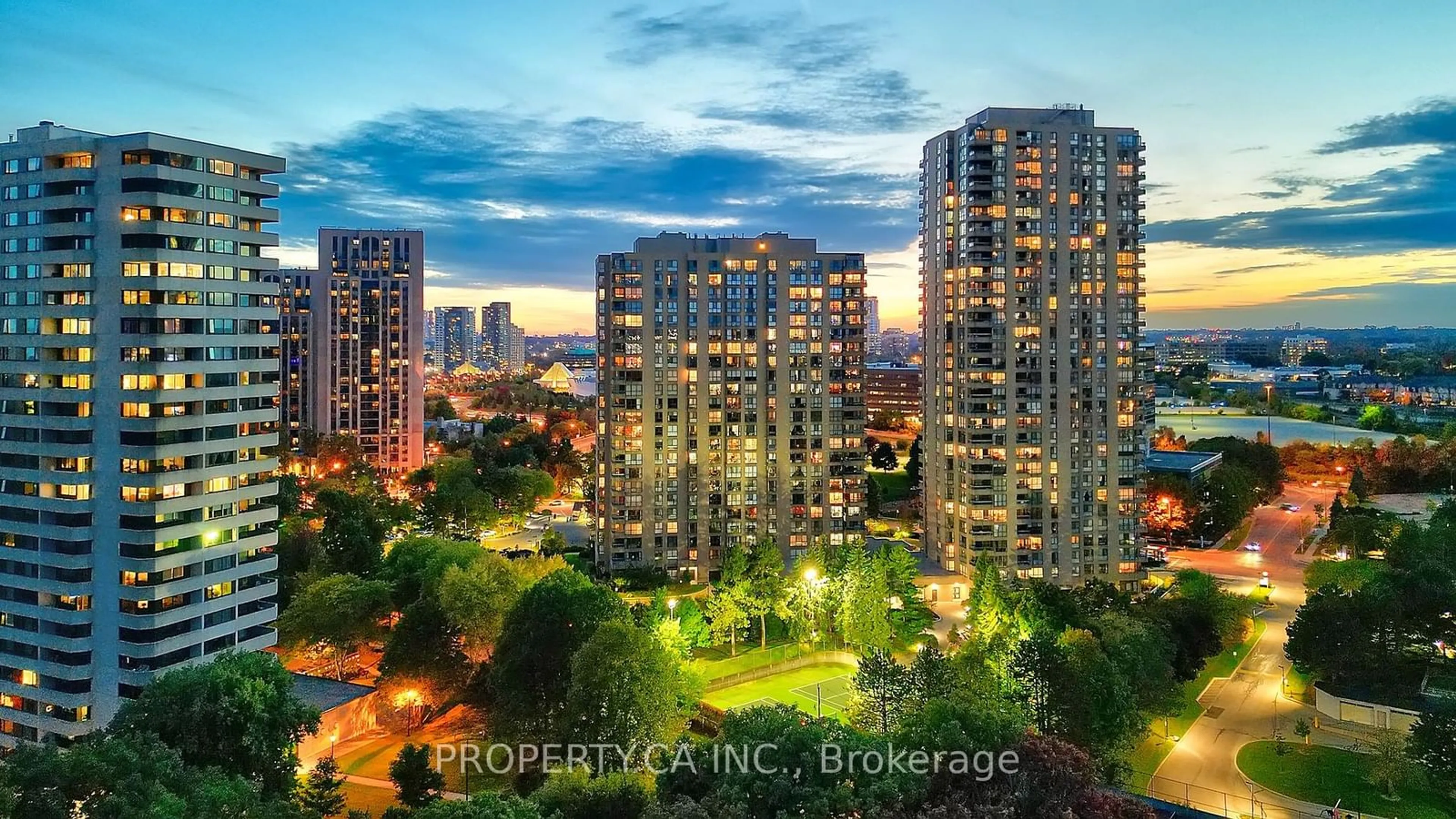 A pic from outside/outdoor area/front of a property/back of a property/a pic from drone, city buildings view from balcony for 1 Concorde Pl #606, Toronto Ontario M3C 3K6