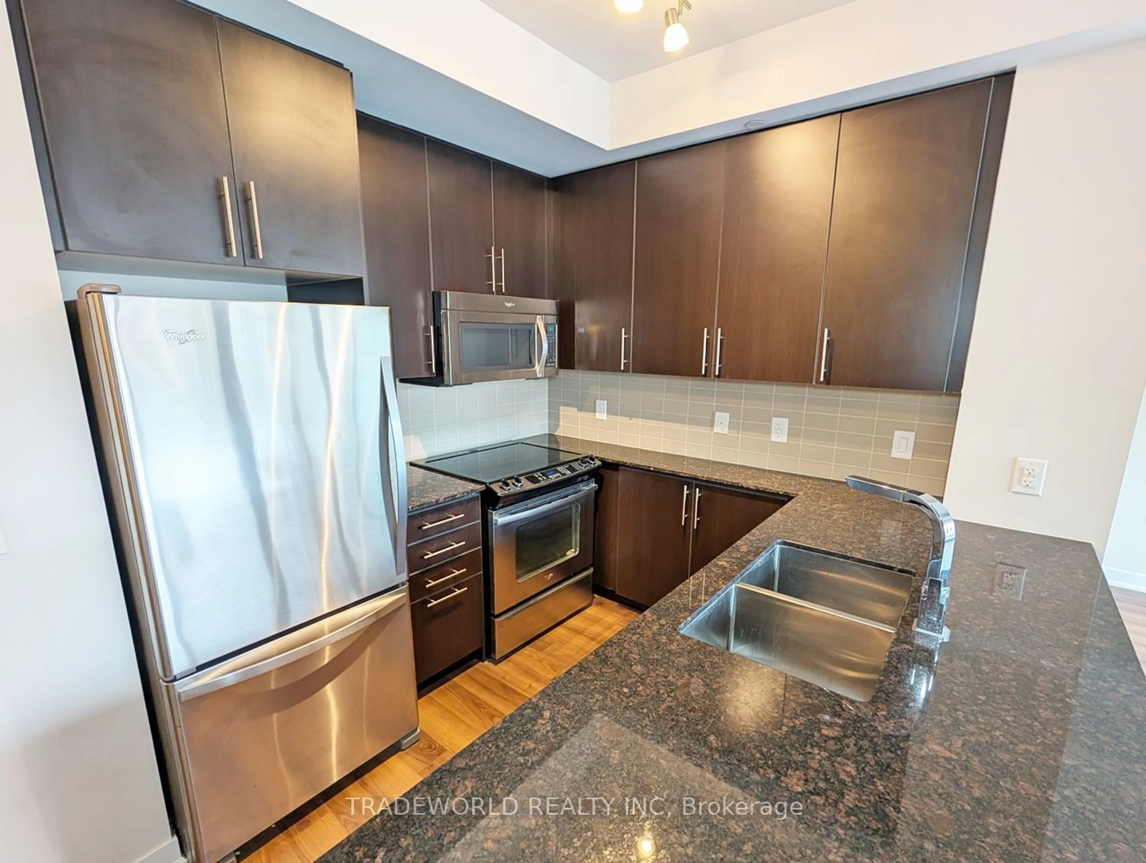 Standard kitchen, unknown for 60 Berwick Ave #207, Toronto Ontario M5P 1H1