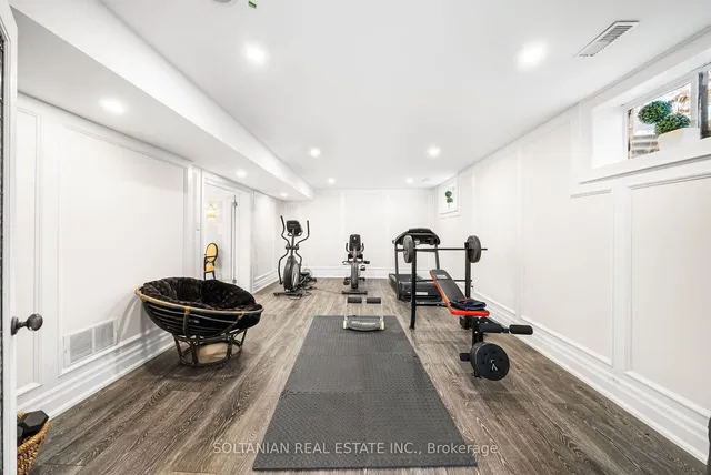 Additional property image - 6 Penwood Cres