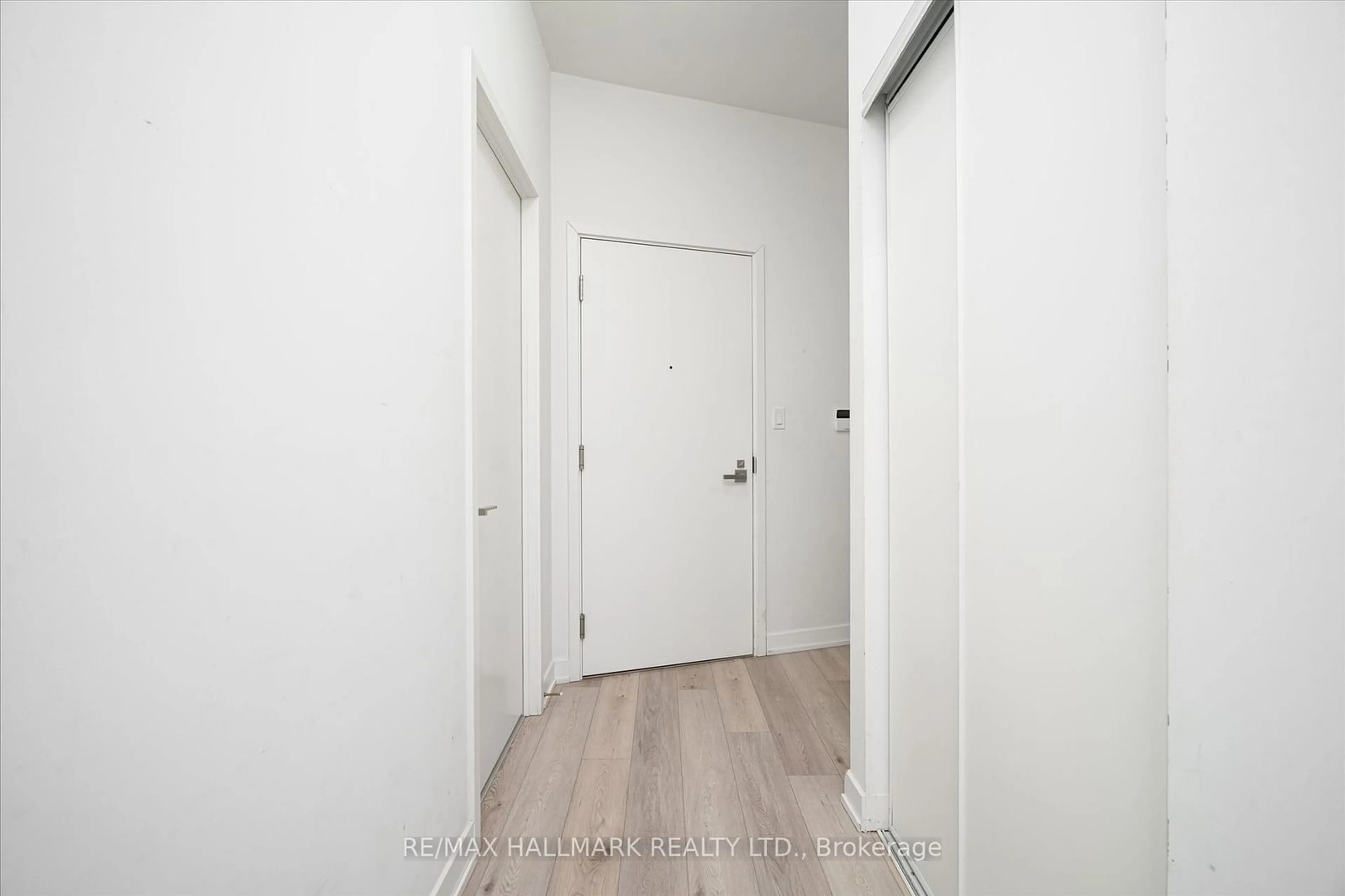 Indoor entryway for 50 Ordnance St #323, Toronto Ontario M6K 0C8