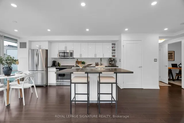 Additional property image - 81 Navy Wharf Crt Unit 1212