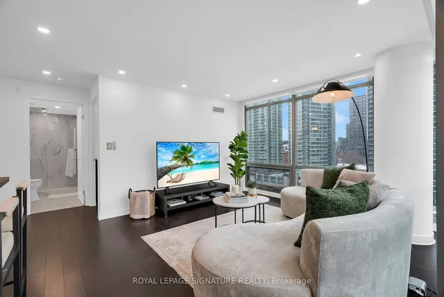 Additional property image - 81 Navy Wharf Crt Unit 1212