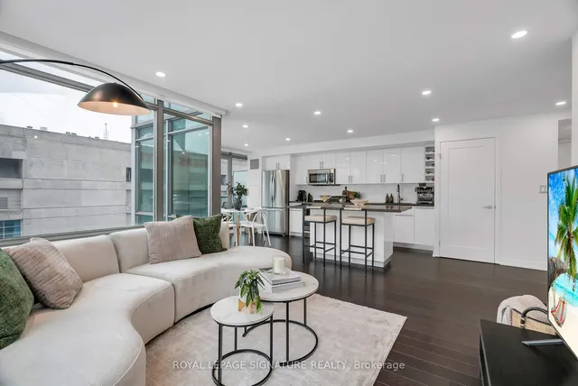 Additional property image - 81 Navy Wharf Crt Unit 1212