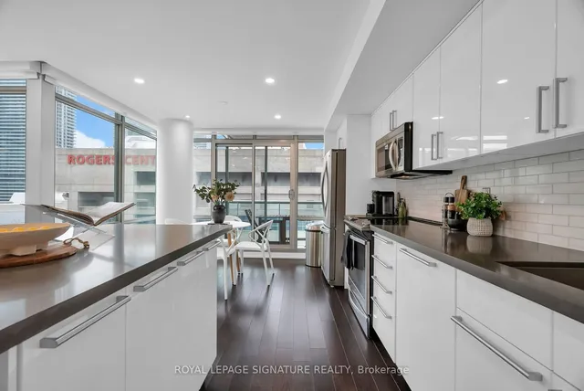 Additional property image - 81 Navy Wharf Crt Unit 1212