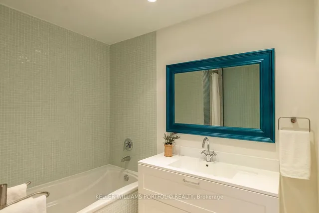Additional property image - 301 Markham St Unit PH 806