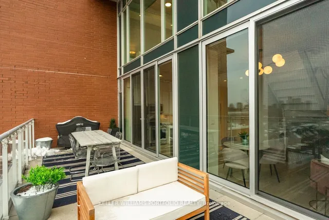 Additional property image - 301 Markham St Unit PH 806
