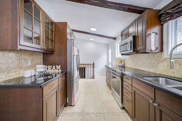 Additional property image - 61 Kingslake Rd