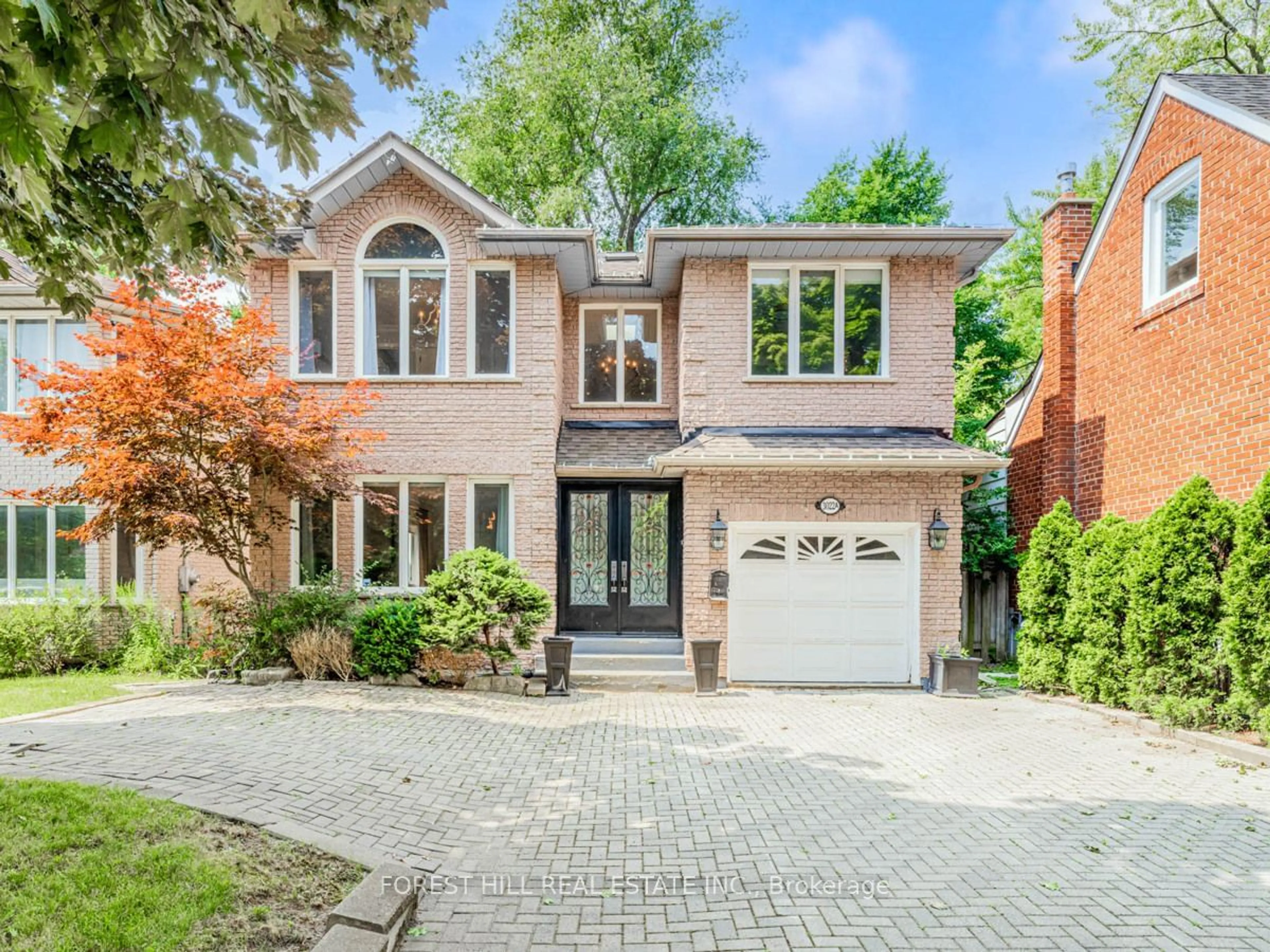 Home with brick exterior material, street for 3022A Bayview Ave, Toronto Ontario M2N 5L1