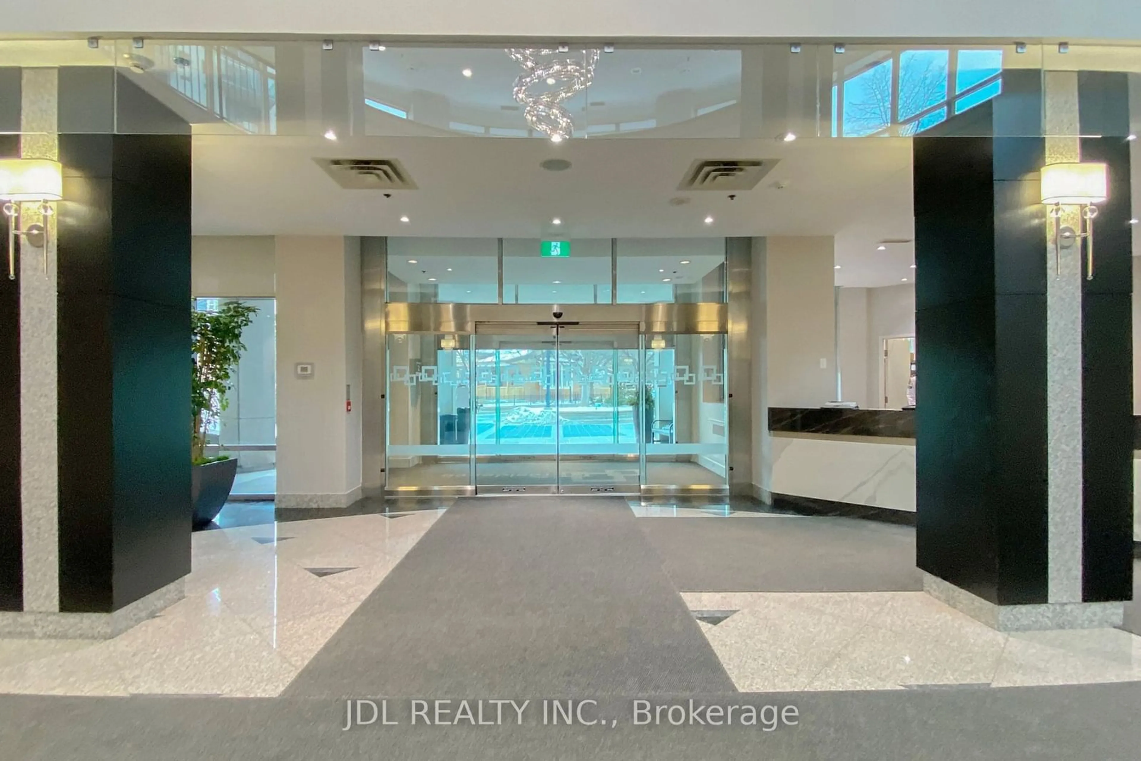 Lobby for 18 Harrison Garden Blvd #811, Toronto Ontario M2N 7J7