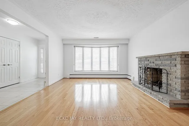 Additional property image - 15 Comet Crt