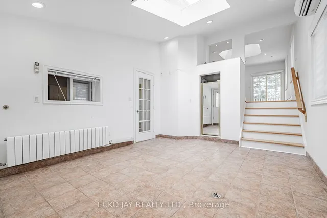 Additional property image - 15 Comet Crt