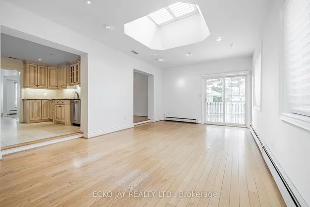 Additional property image - 15 Comet Crt