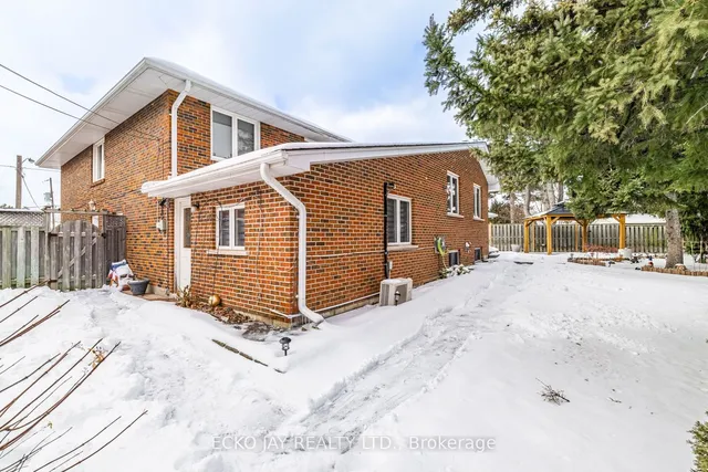 Additional property image - 15 Comet Crt