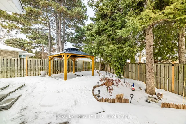 Additional property image - 15 Comet Crt