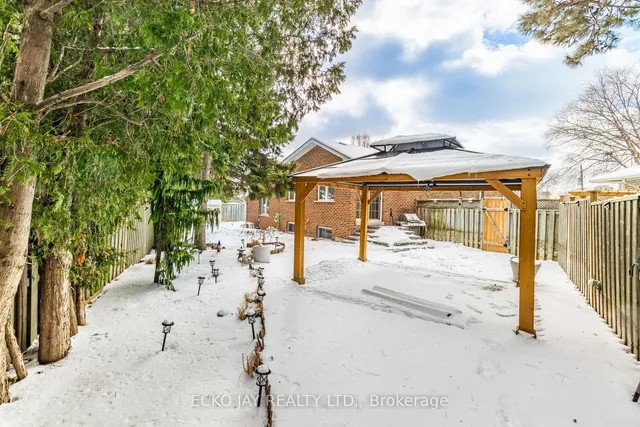 Additional property image - 15 Comet Crt