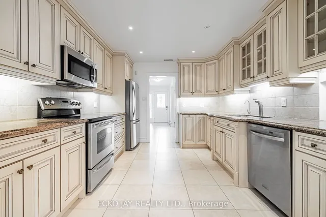 Additional property image - 15 Comet Crt