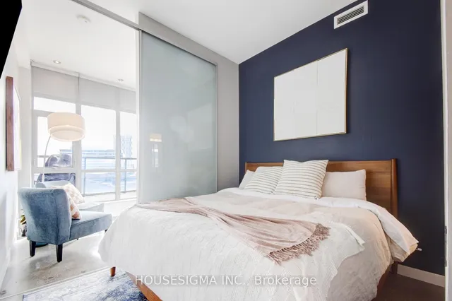 Additional property image - 569 King St Unit 506
